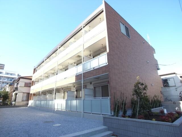 東京都足立区六月３丁目の物件外観写真