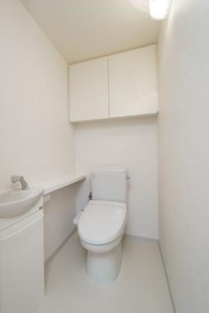 目黒駅 徒歩9分 17階の物件内観写真