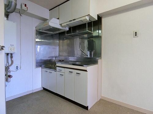 新宿御苑前駅 徒歩3分 9階の物件内観写真