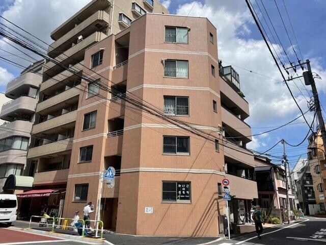 駒込駅 徒歩3分 4階の物件外観写真