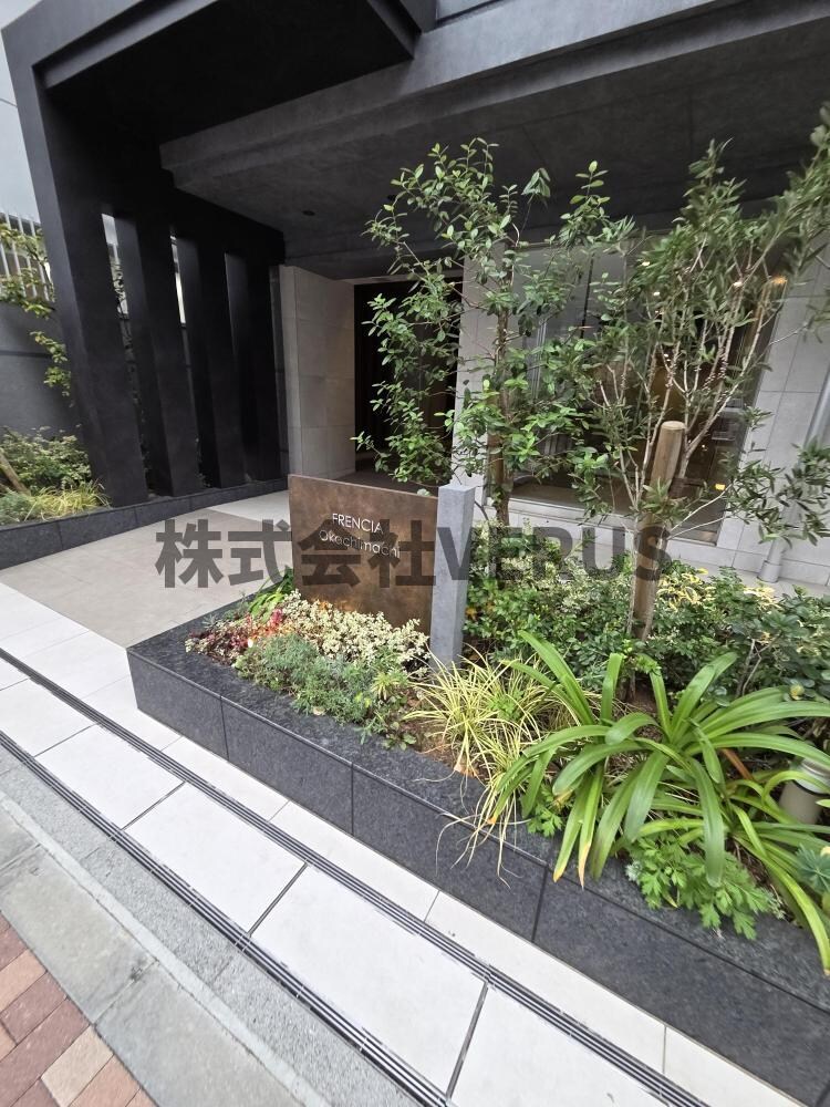 フレンシア御徒町の物件外観写真