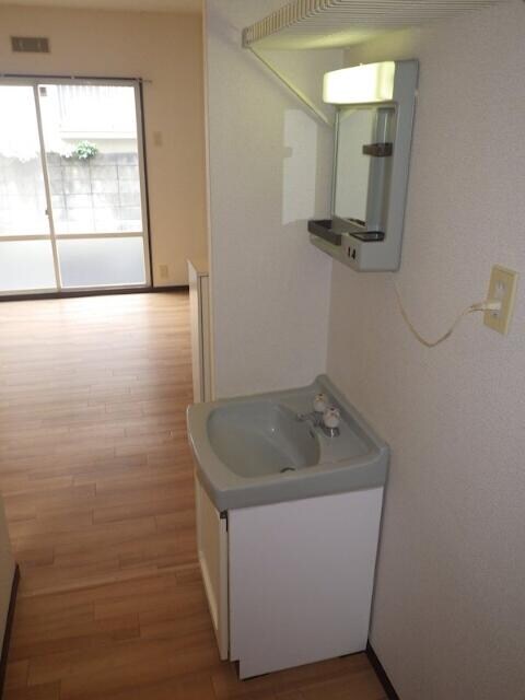 つつじヶ丘駅 徒歩6分 1階の物件内観写真