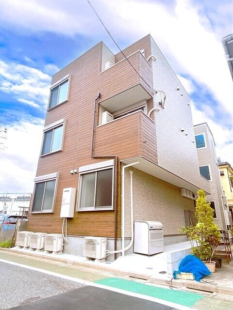 新柴又駅 徒歩2分の物件外観写真