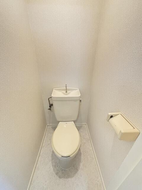 雑色駅 徒歩13分 1階の物件内観写真