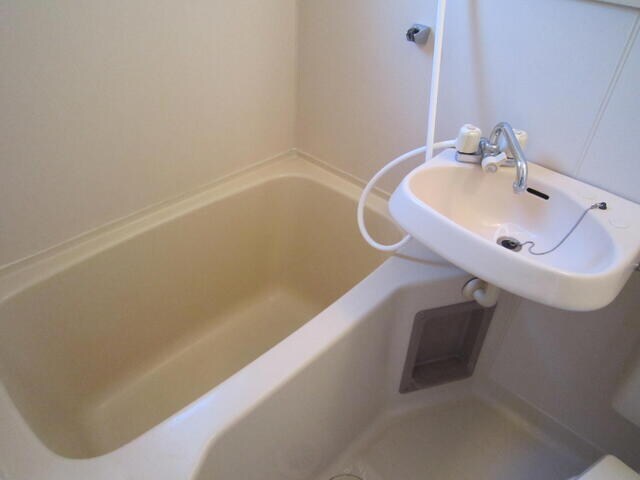 成城学園前駅 徒歩10分 2階の物件内観写真