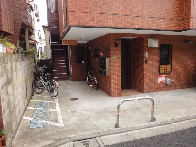 下北沢駅 徒歩4分 2階の物件外観写真