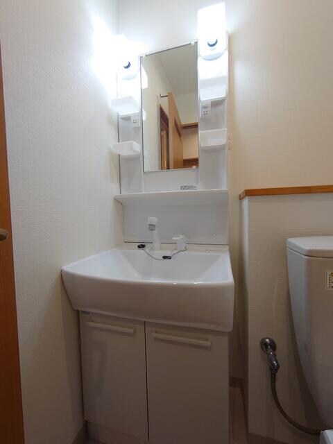 吉祥寺駅 徒歩27分 2階の物件内観写真