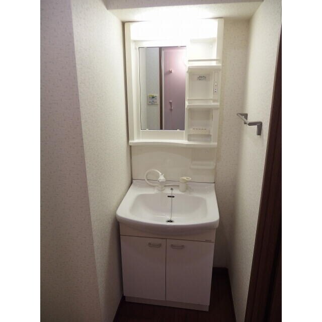 越谷駅 徒歩3分 2階の物件内観写真