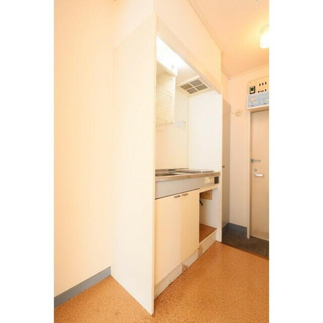 中目黒駅 徒歩8分 2階の物件内観写真