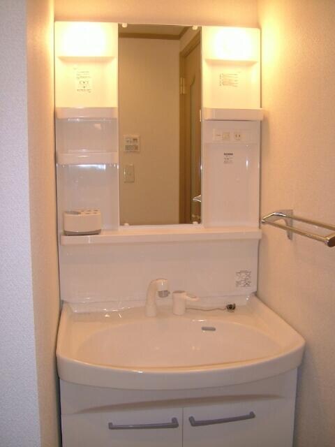 東船橋駅 徒歩3分 2階の物件内観写真