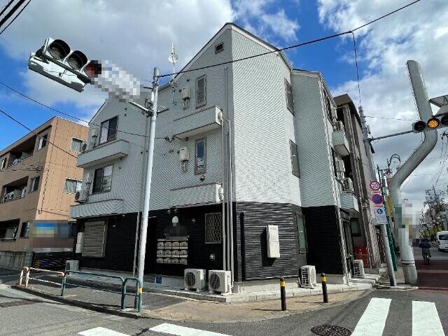 青井駅 徒歩6分の物件外観写真