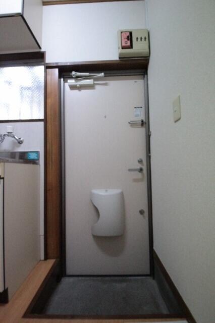 新井薬師前駅 徒歩6分 1階の物件内観写真