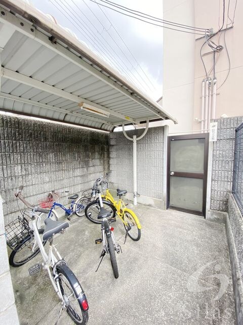 ホワイト　ロートスの物件外観写真