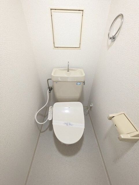 プレスト・コート弐番館の物件内観写真