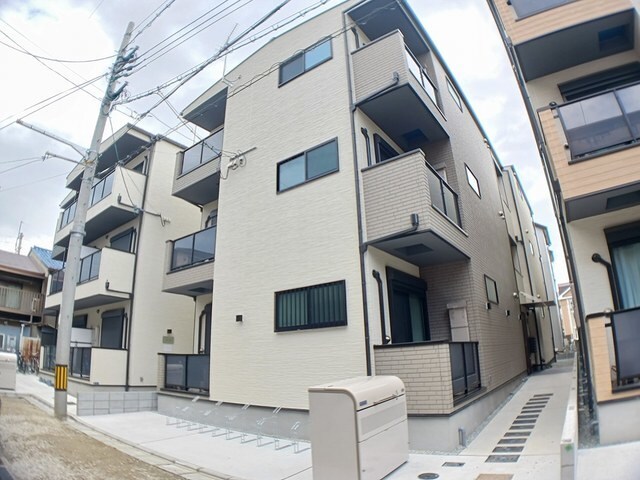 グラン　シティの物件外観写真