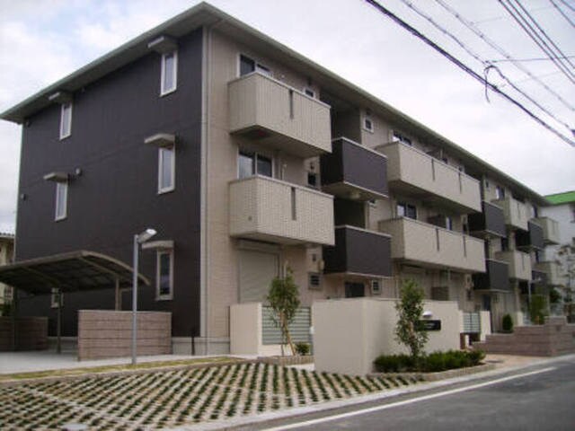 ファミリア金剛の物件外観写真