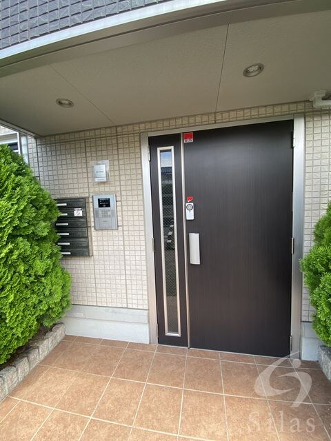 ファミリア金剛の物件外観写真