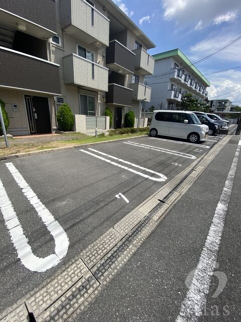 ファミリア金剛の物件外観写真