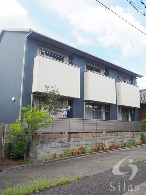 ベルリード柏原の物件外観写真