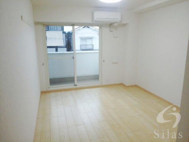 ラージの物件内観写真