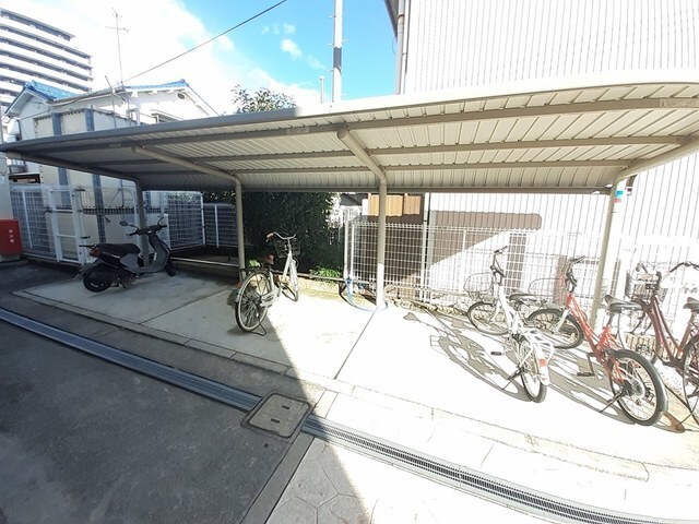 ラージの物件外観写真