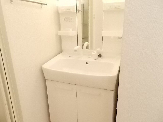 ネオ　プロヴィデンスの物件内観写真