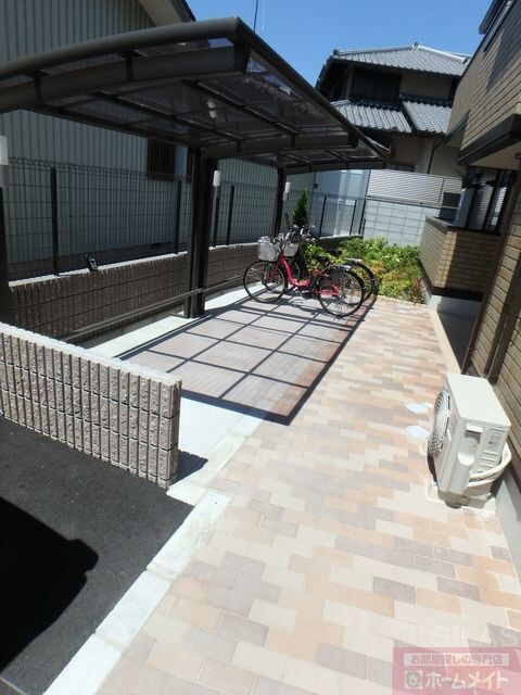 クローバー友井の物件外観写真