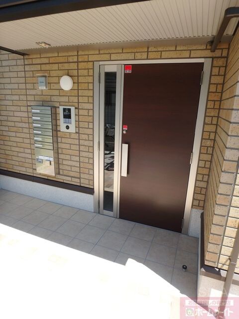 クローバー友井の物件外観写真