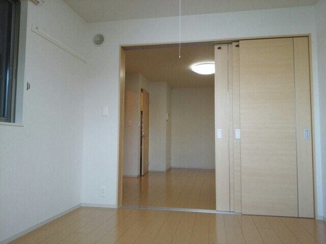 ラガーコートの物件内観写真