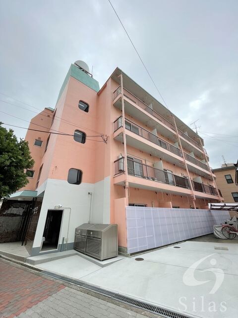 双輪建物第八コーポの物件外観写真