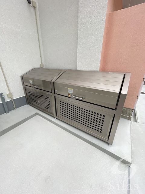 双輪建物第八コーポの物件外観写真