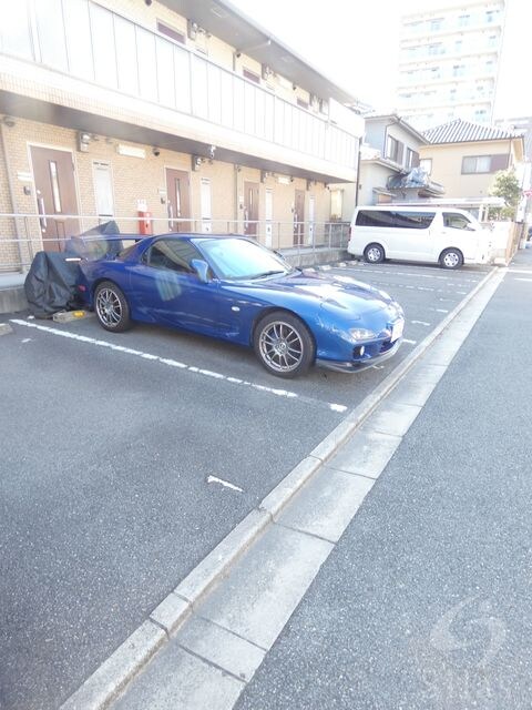 高井田駅 徒歩5分 1階の物件外観写真