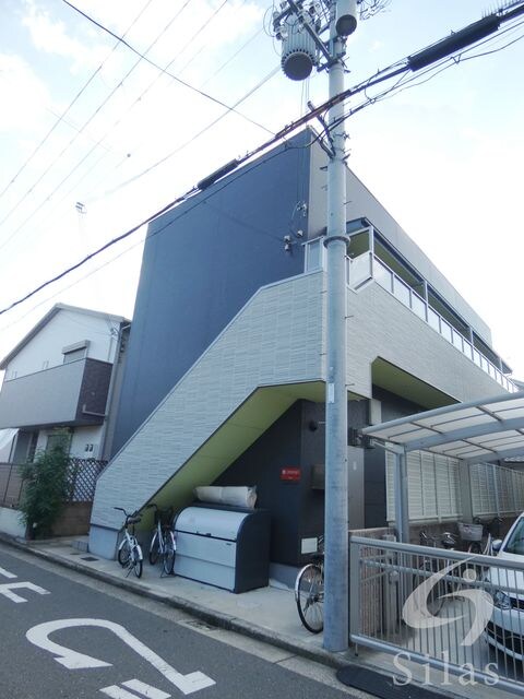 シュエット鳳の物件外観写真