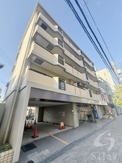 春日丘マンションの物件外観写真