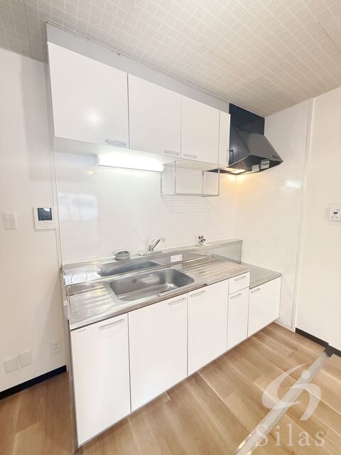 春日丘マンションの物件内観写真