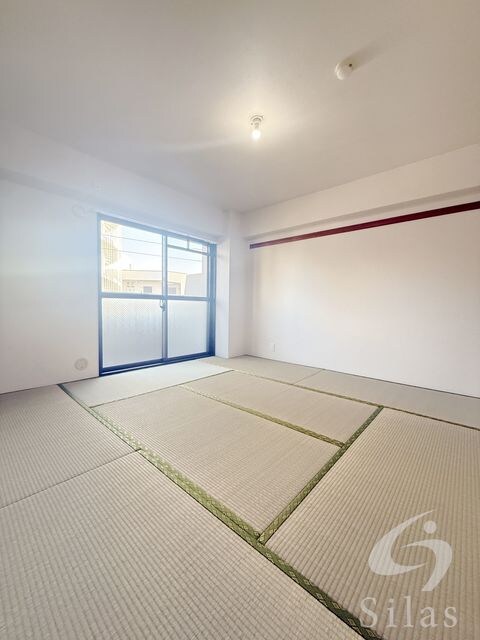 春日丘マンションの物件内観写真