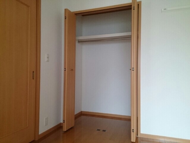 アンフルールⅡ番館の物件内観写真