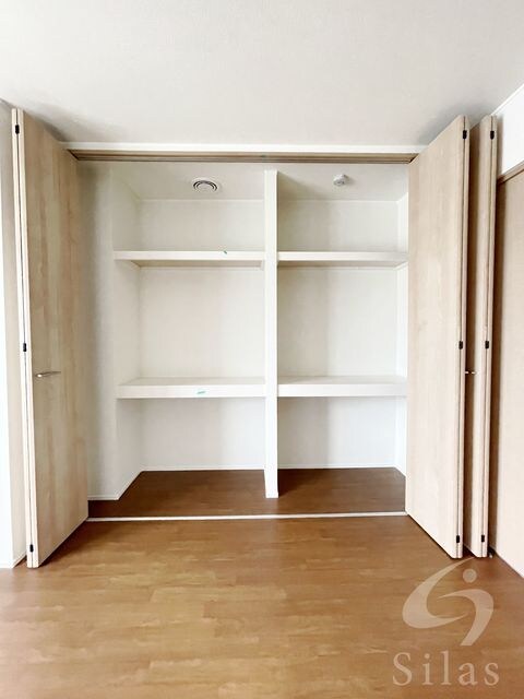 高石駅 徒歩10分 2階の物件内観写真