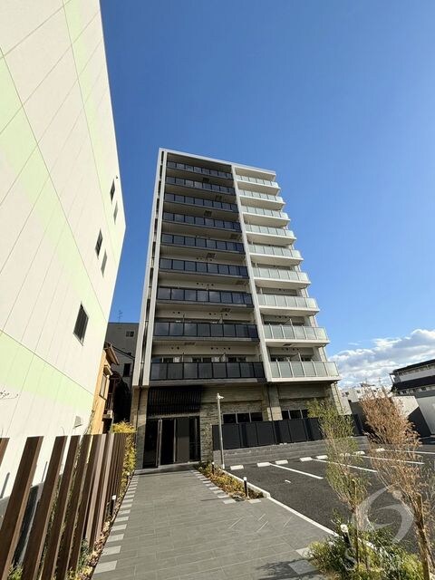 Grand Luceの物件外観写真