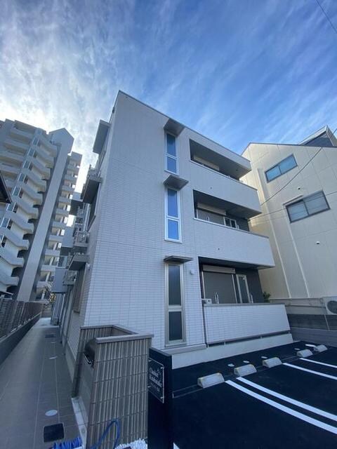 クラシスト北畠の物件外観写真