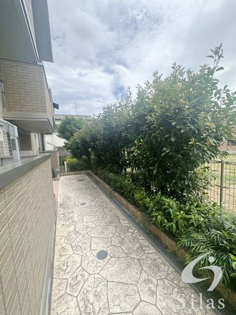 レフィナードの物件外観写真