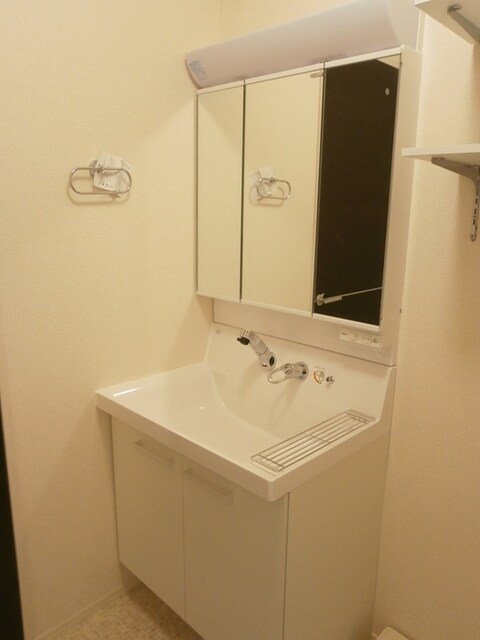 レフィナードの物件内観写真