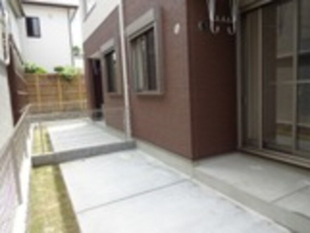 ユニヴァリィ　ソーエの物件外観写真