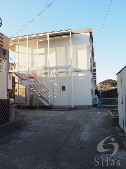 レオパレスコスモスの物件外観写真