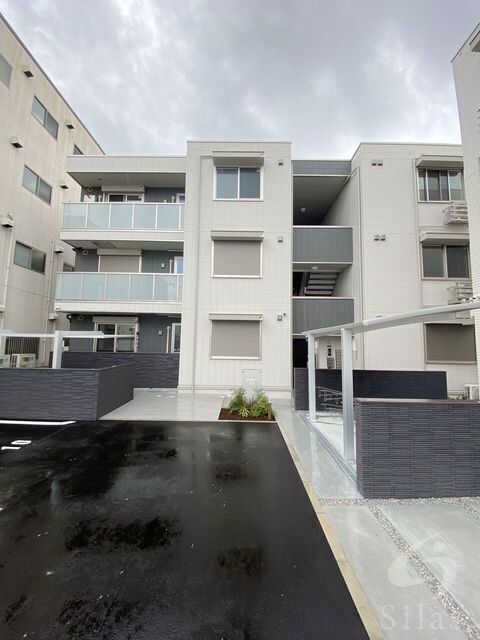 スペチアーレ巽中　C棟の物件外観写真