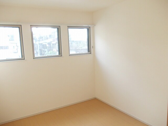 カーサ　エレガンツァの物件内観写真