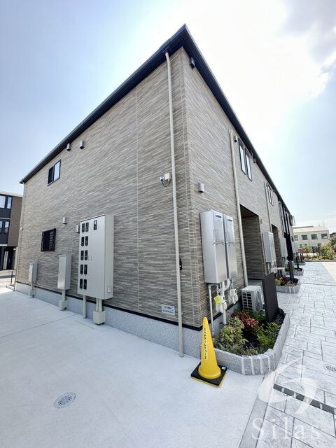 スペチアーレ　ドゥーエの物件外観写真