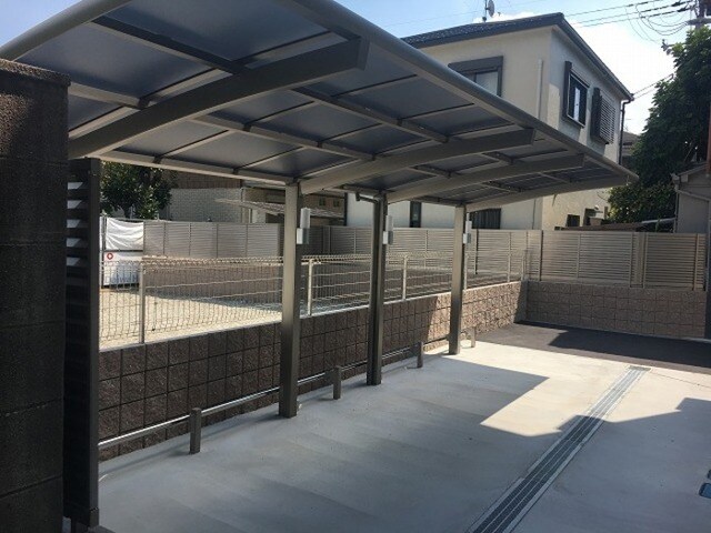 グレイスコートA棟・B棟　A棟の物件外観写真