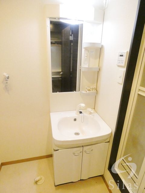 浅香山駅 徒歩5分 2階の物件内観写真