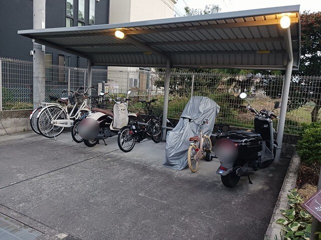 グランモデッサAの物件外観写真